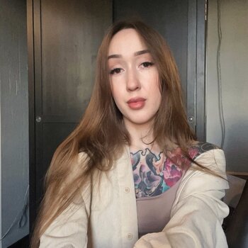 Tattoo artist Aleksandra Murzina 