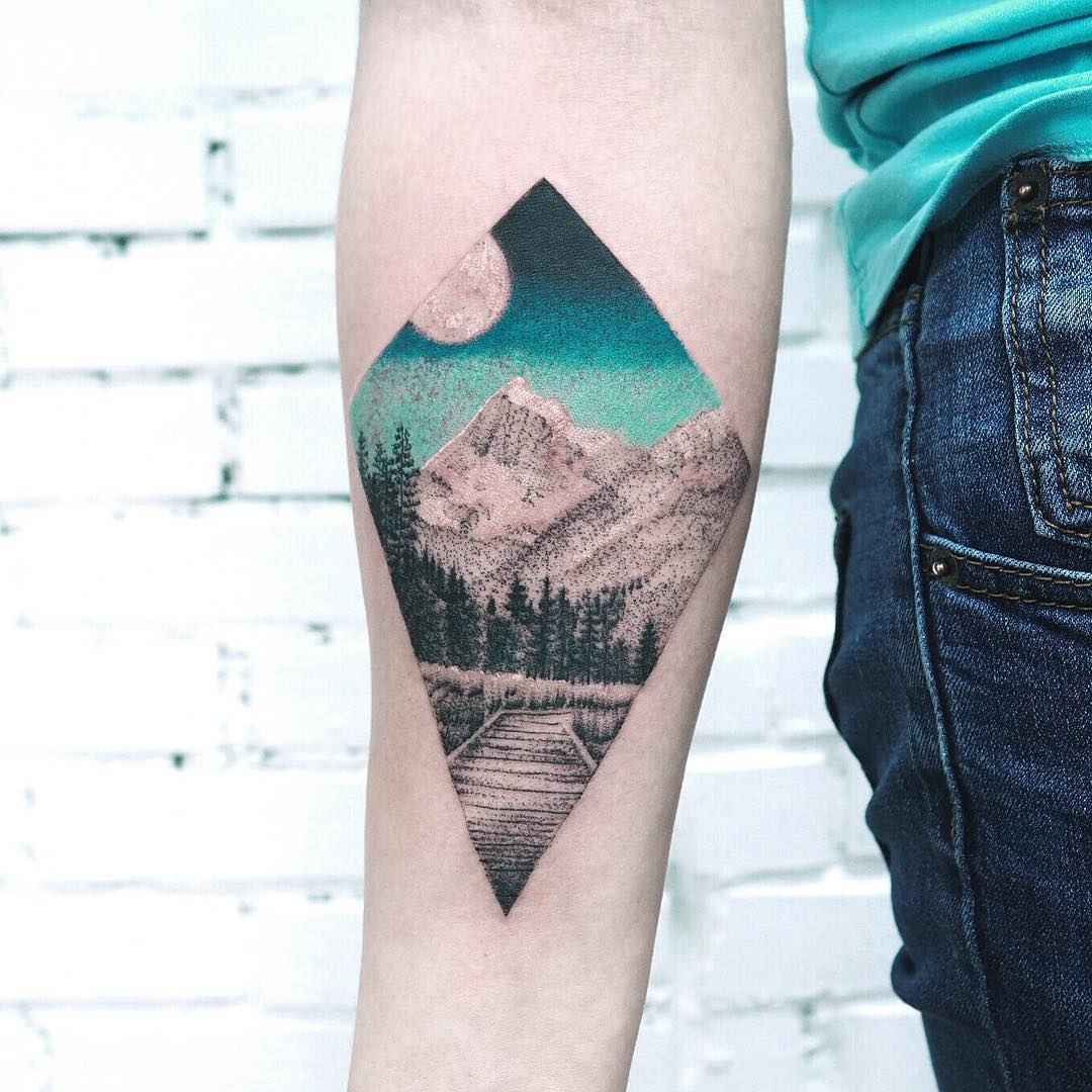тату мастер Евгений Мэл Мальгин цветные дотворк татуировки | tattoo artist Evgeniy Mel Malgin colour dotwork design tattoo