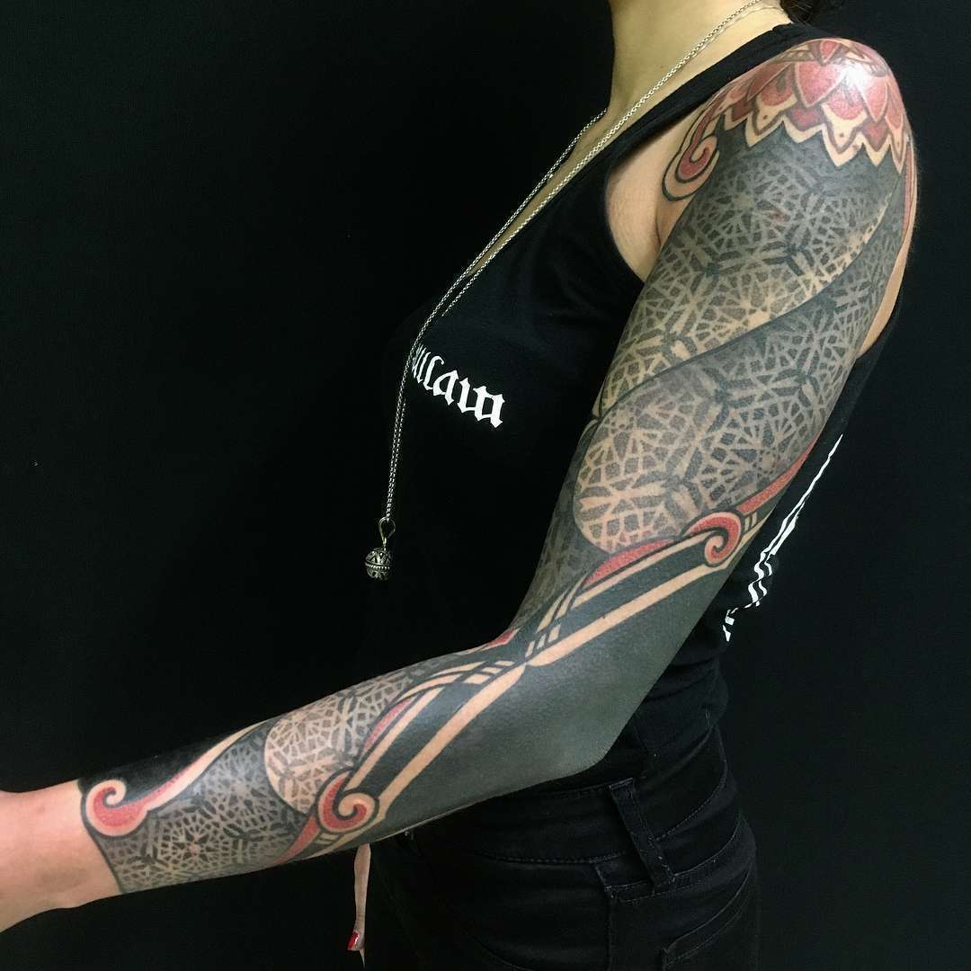 Tattoo artist Pierluigi Deliperi, black authors style ornamental tattoo | Italy