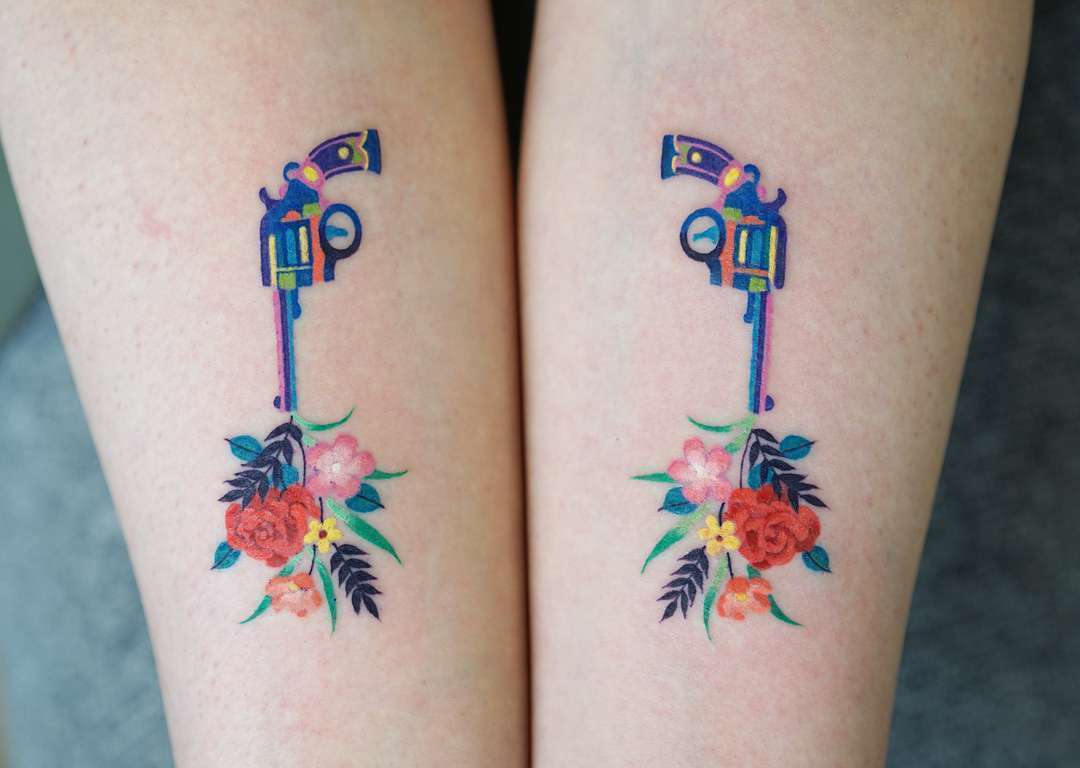 Tattoo artist Zihee , authors style color minimalistic realistic tattoo | Korea