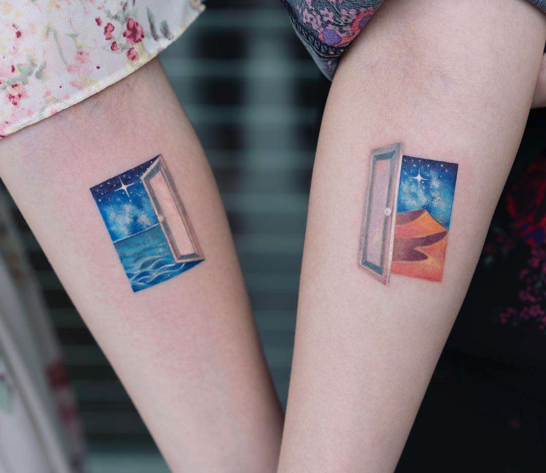 Tattoo artist Zihee , authors style color minimalistic realistic tattoo | Korea