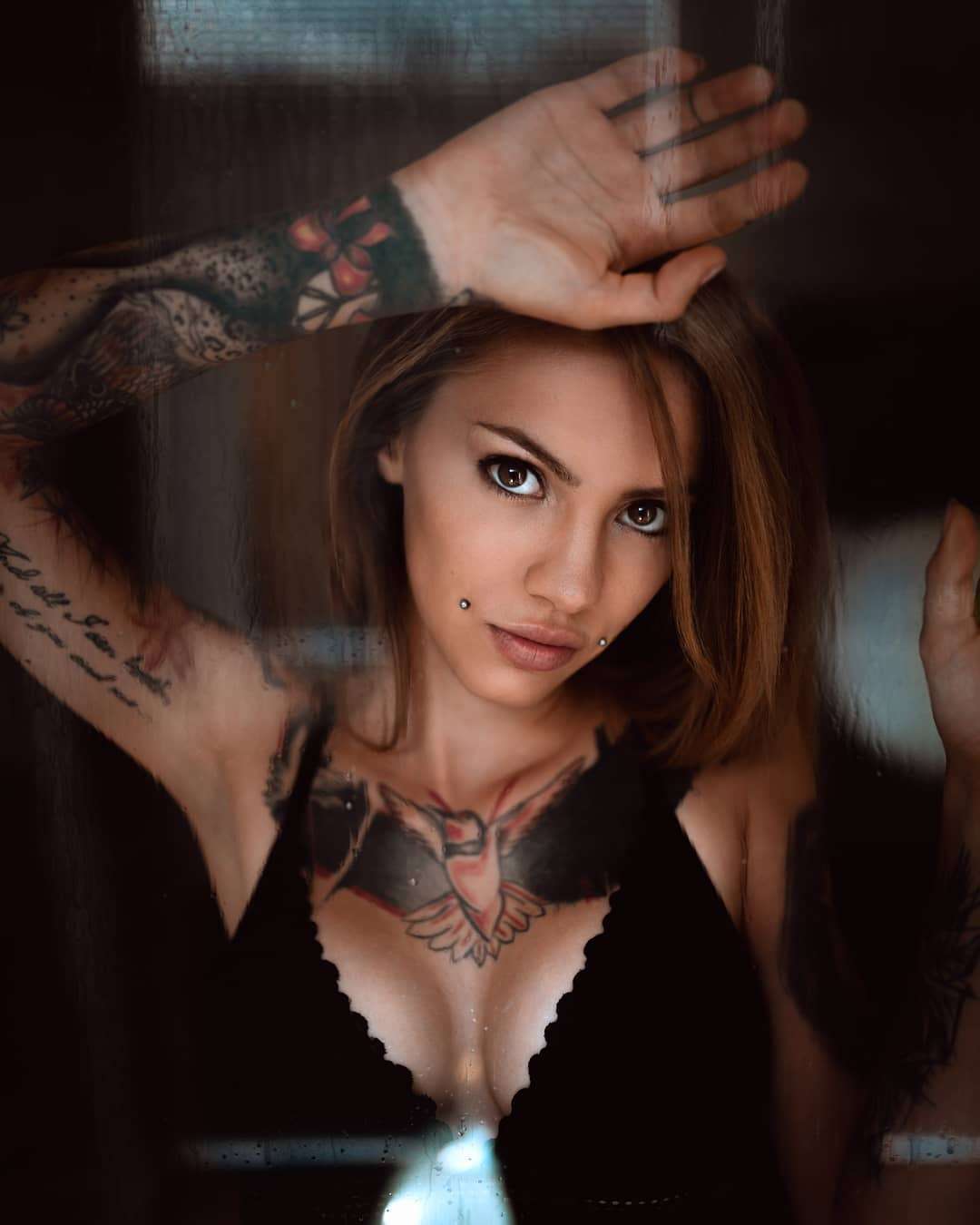 Tattooed model Jackie Janzer, alternative photo model, inked girl | Austria