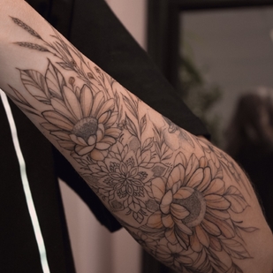 tattoo #55444 | Tattoo Artist Polina Lihacheva | Polyashatattoo