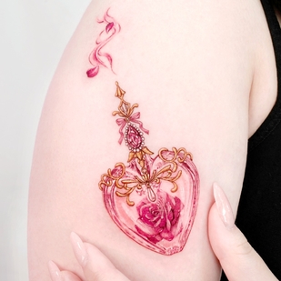 Female Color Jewelry tattoo on Shoulder #55600 | Tattoo Artist Solar