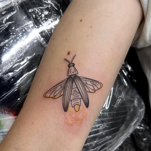 Linework tattoo #70628 | Tattoo Artist Claudia Fedorovici