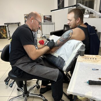 Tattoo artist Dmitriy Butchenko