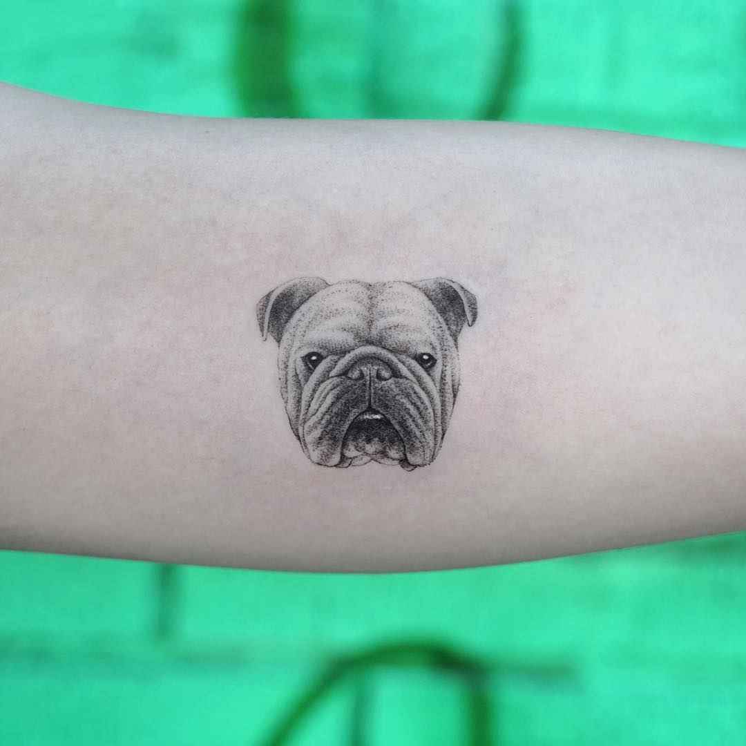 Mini Pug Portrait Done in 1 hr . Thank you for the support Melisa My  pleasure to do your first tattoo for you ! Thanks for your suppor... |  Instagram