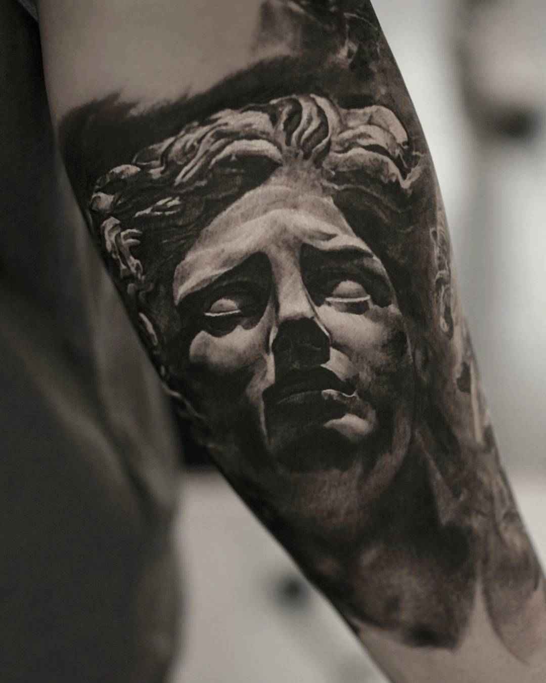 тату мастер Led Coult цветной и черно-белый тату реализм | tattoo artist Led Coult color and black&grey realistic tattoo