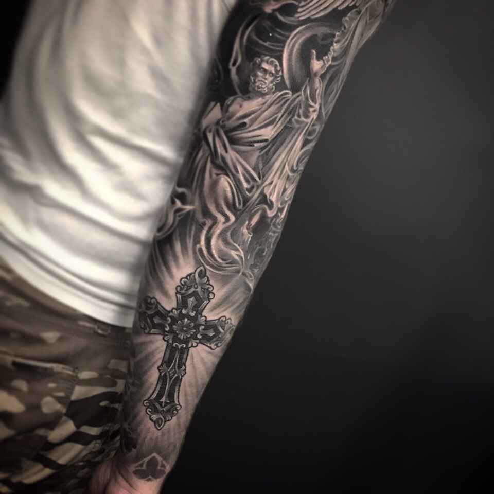 Tattoo artist Dmitriy Schelokov black&grey realistic tattoo