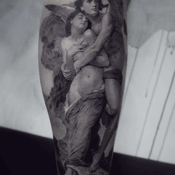 Tattoo artist Cold Gray