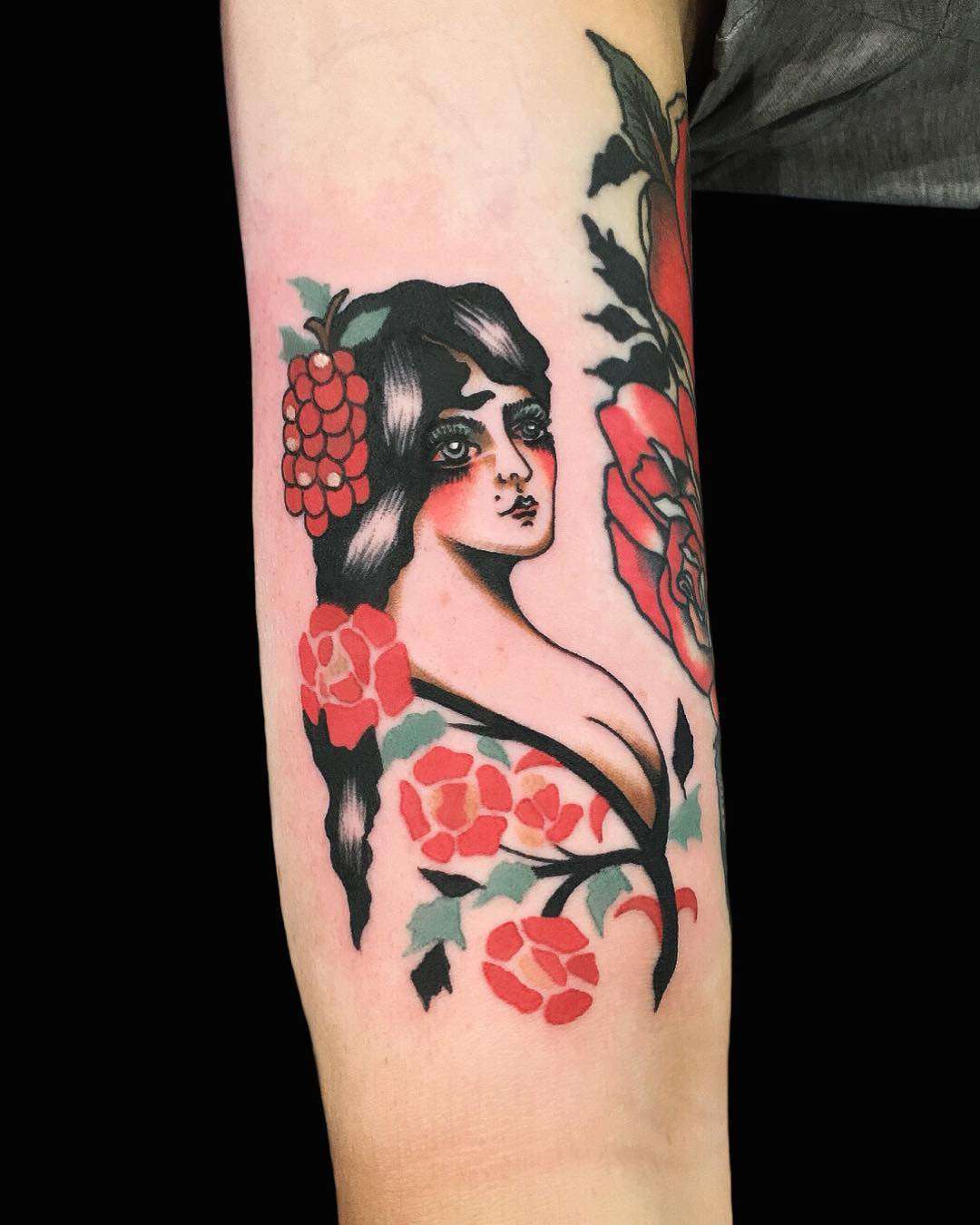 Tattoo artist Chingy Fringe, color old school , traditional tattoo | Australia