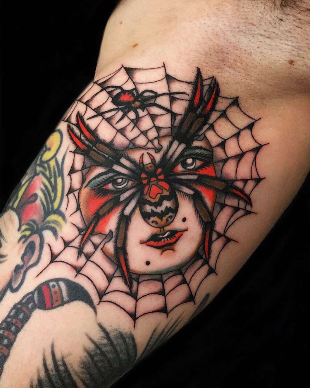 Tattoo artist Chingy Fringe, color old school , traditional tattoo | Australia