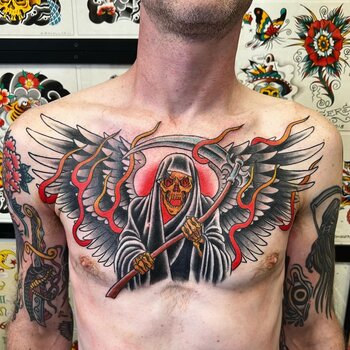 Tattoo artist Guilherme Bacellar