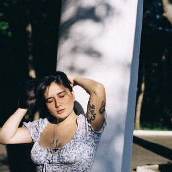 Tattoo artist Vanessa Din