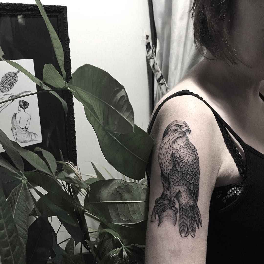 Тату мастер Olivier Casault черно-белая дотворк лайнворк татуировка | Tattoo artist Olivier Casault black dotwork blackwork linework tattoo