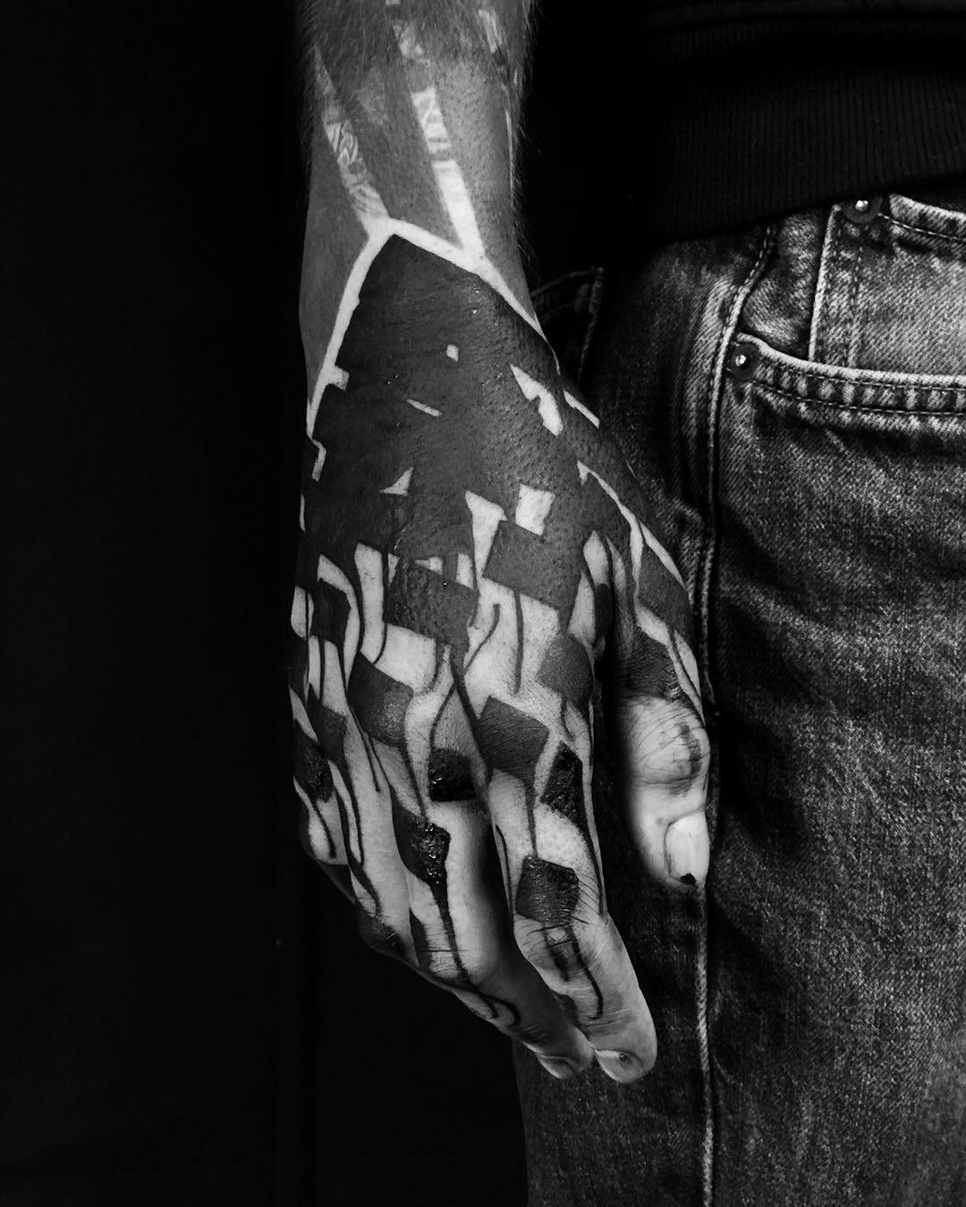 Tattoo artist Gordon Lettuce, authors style abstract blackwork tattoo | United Kingdom