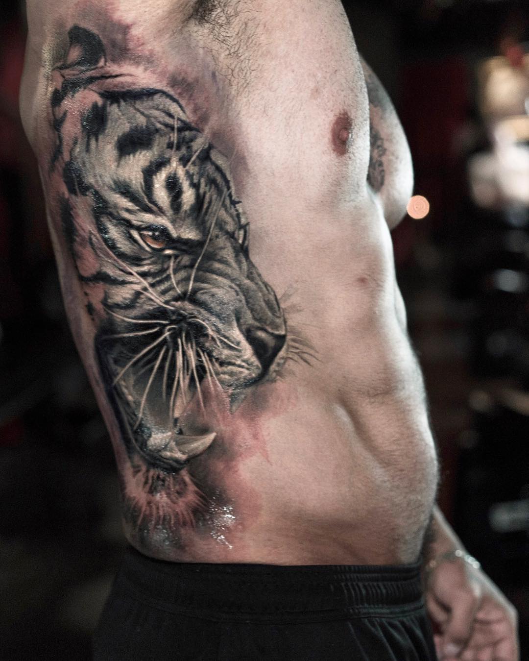 纹身艺术家Darwin Enriquez，黑白及彩色写实纹身 | 美国