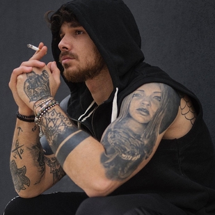 🔥 Hot photos, model's portfolio  #23995 Tattoo model Andrea Cerioli