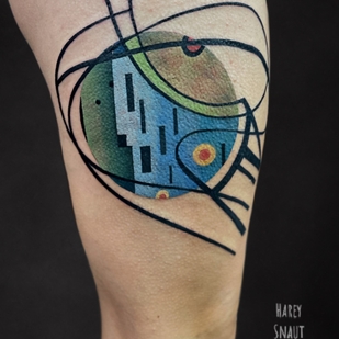 Color Abstract tattoo on Thigh #73110 | Tattoo Artist Harey Snaut