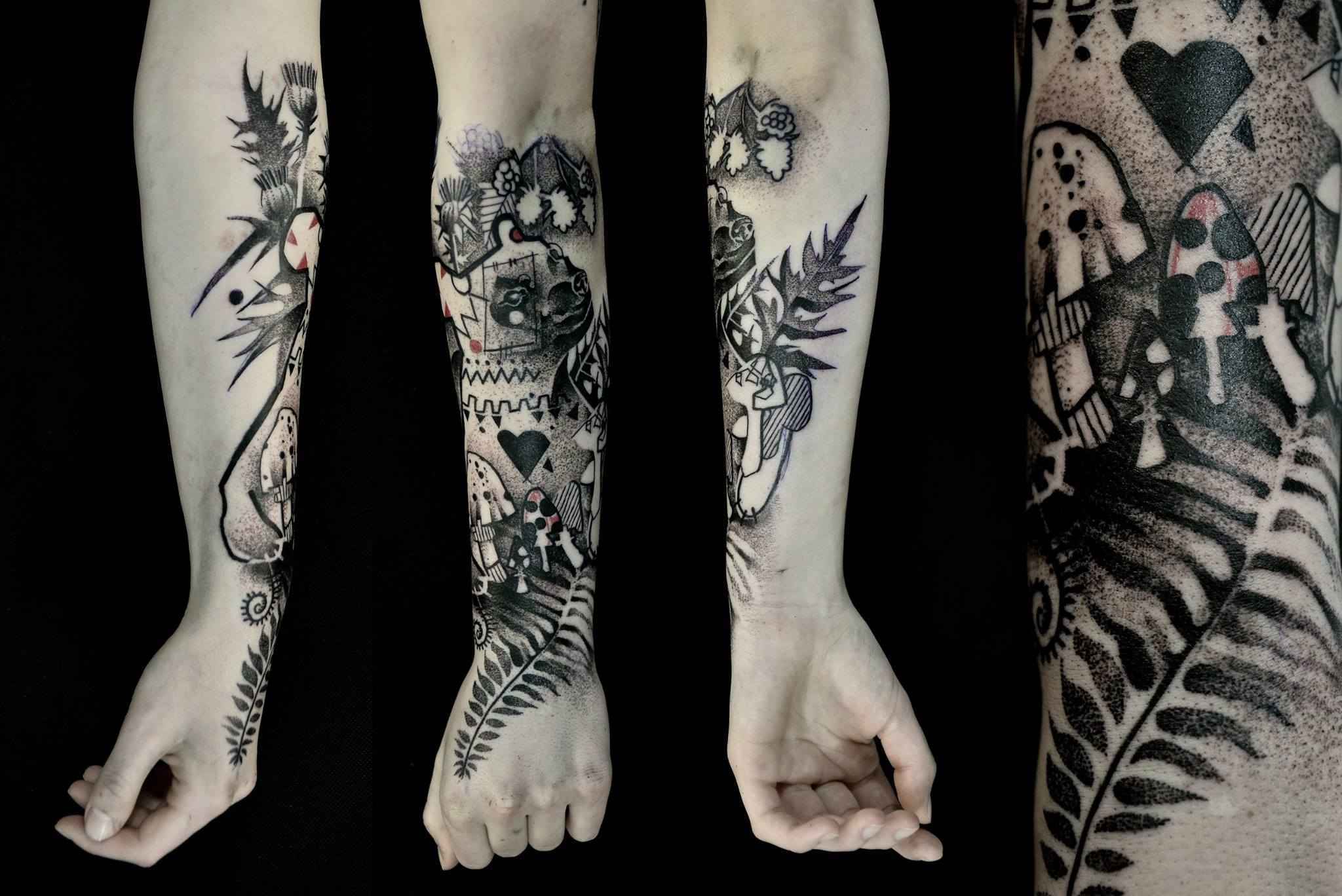 Tattoo艺术家Katarzyna Krutak创作抽象彩色纹身