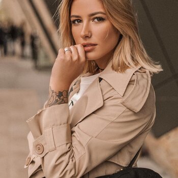Tattoo model YULIA ZHELEZNYAKOVA