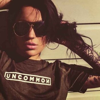 Tattoo model Lilli Grace