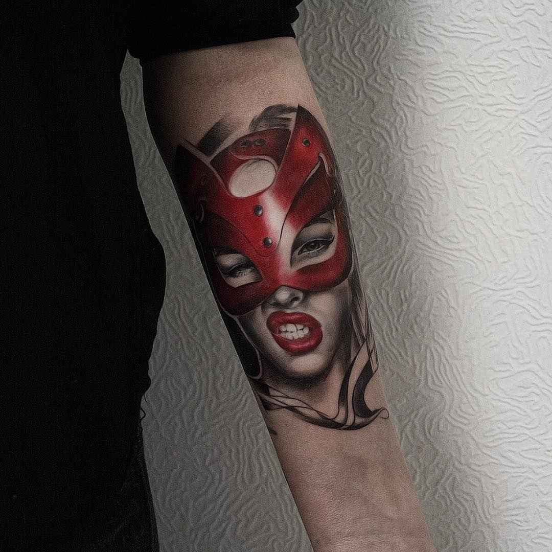 Tattoo artist Larisa Ganzvind, Russia Moscow, color and black&grey realistic tattoo