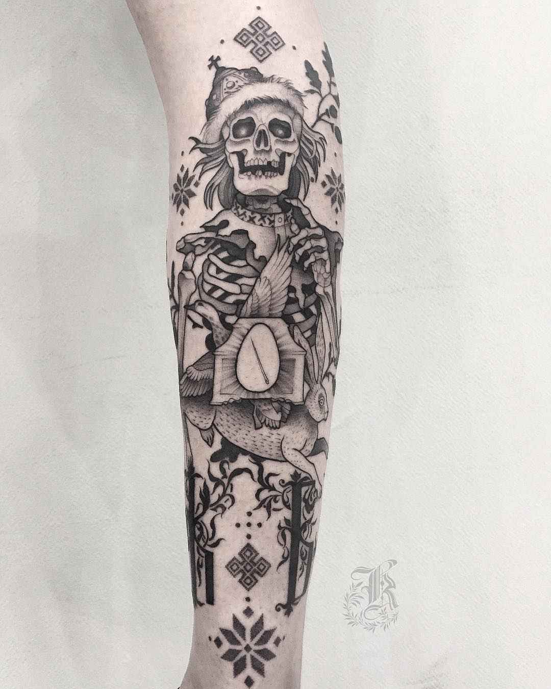 Tattoo artist Kristina Darmaeva authors dotwork tattoo