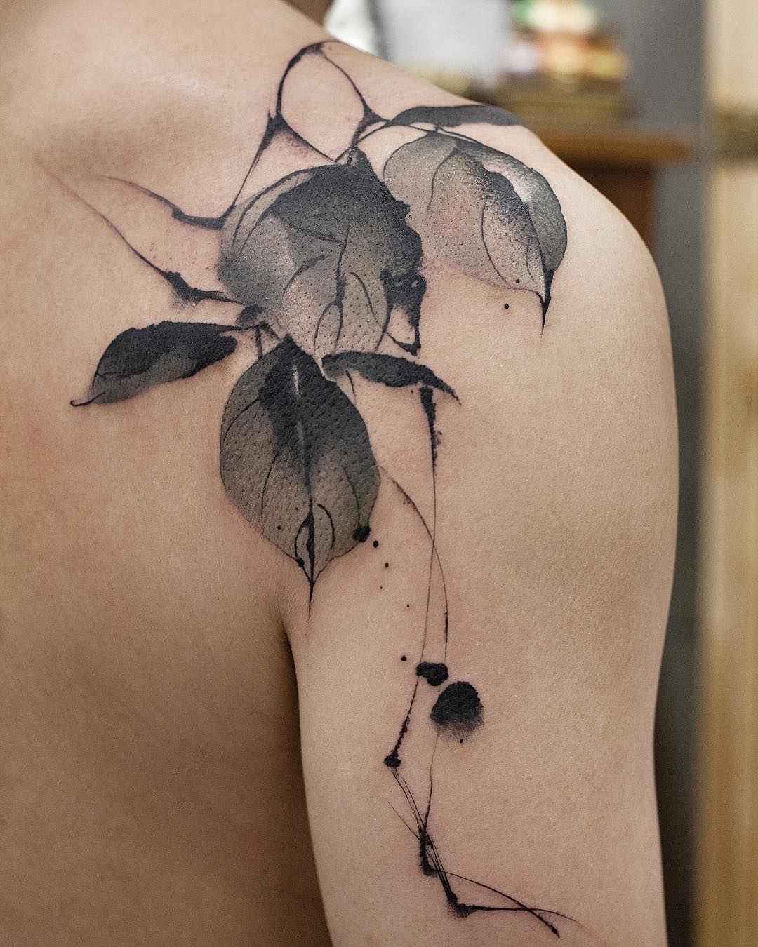 Tattoo artist Chen Jie watercolor tattoo