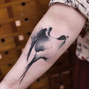 Female Black Watercolor tattoo on Forearm #14323 | Tattoo Artist Chen Jie