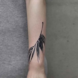 Female Black Watercolor tattoo on Forearm #14329 | Tattoo Artist Chen Jie