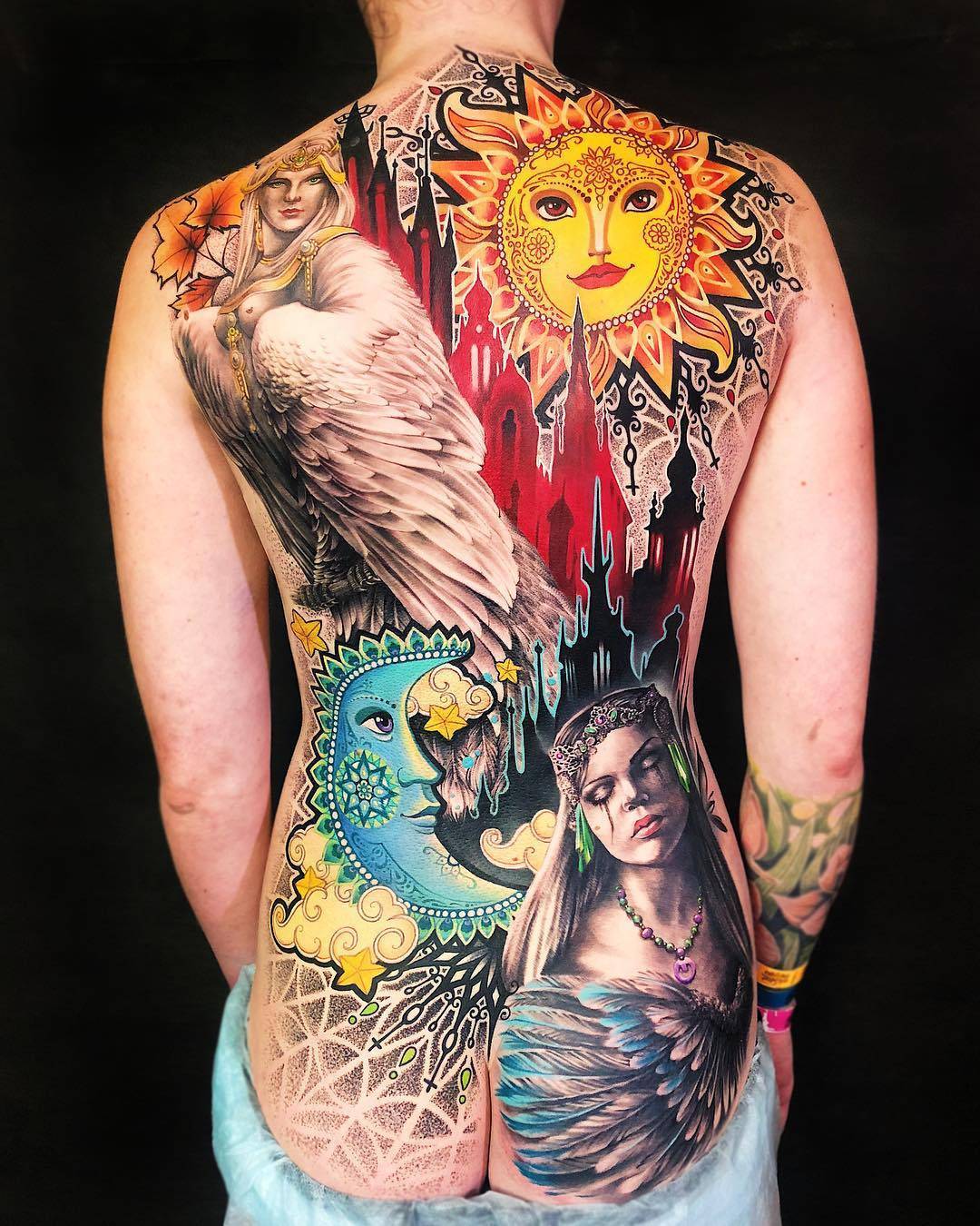 Tattoo艺术家Anjelika Kartasheva，色彩艺术 tattoo 现实主义与涂鸦艺术 | 俄罗斯罗斯托夫-奥尔洛夫斯克