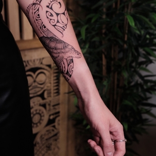Black Polynesian tattoo on Forearm #59765 | Tattoo Artist maksim kokin