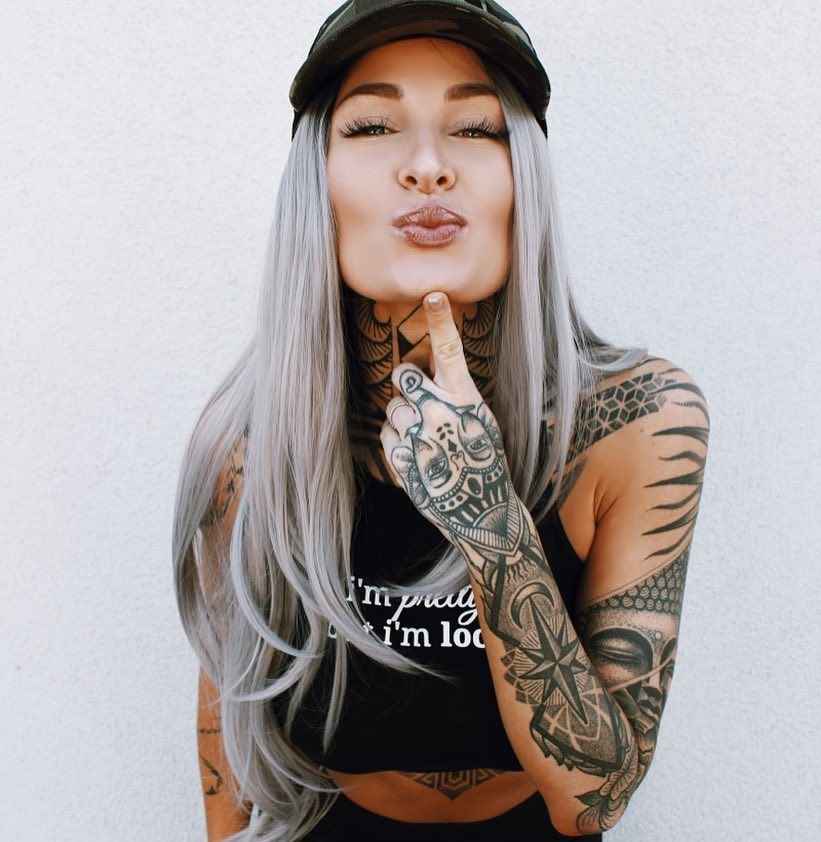 Tattooed model Tessa Lizz | Tattoo models, Girl face 
