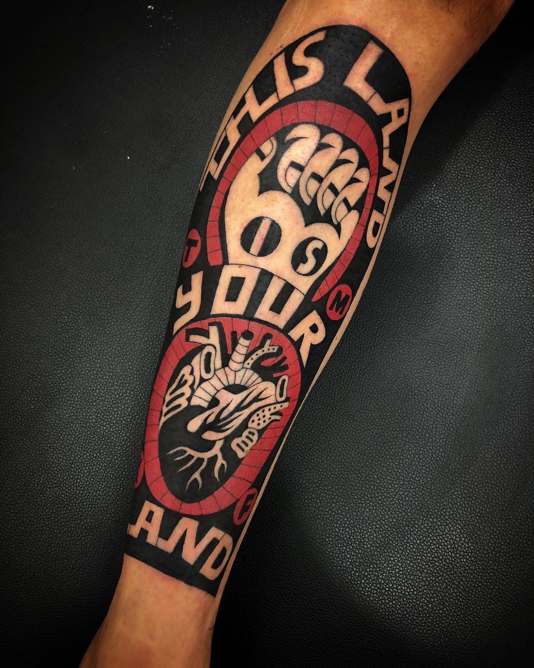 Tattoo artist Luxiano 31, authors style color and black tattoo, traditional, lettering | Mexico