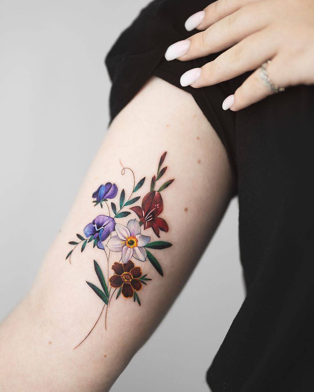 Delicate Women Tattoos By Rey Jasper INKPPL