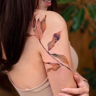 tattoo #44228 | Tattoo Artist Qiqi
