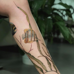 Female Color Botanical tattoo on Leg #44755 | Tattoo Artist Aleksandra Vorobeva
