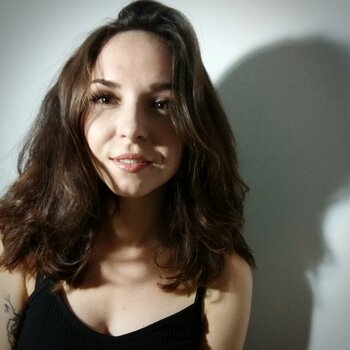 Tattoo artist Nastya Naboka