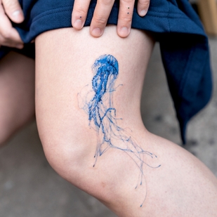 Female Color Watercolor tattoo on Leg #60959 | Tattoo Artist Pokhy