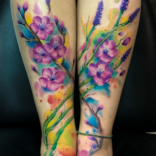 Female  Watercolor tattoo on Leg #78488 | Tattoo Artist Diego Conci