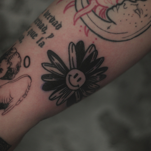 Female Black Blackwork tattoo on Shoulder #78928 | Tattoo Artist Alexander Rebel