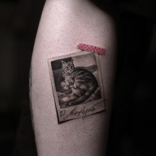 Female Color Micro realism tattoo on Leg #79871 | Tattoo Artist Maxim zaycev_ink