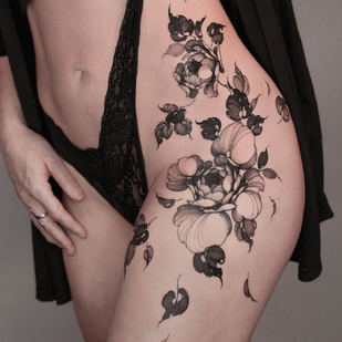 Female Black  tattoo on Thigh #81843 | Tattoo Artist ARTY