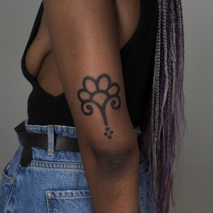 Black Blackwork tattoo #81975 | Tattoo Artist Lilentatt