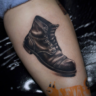 Female Black and Grey Realism tattoo on Thigh #83001 | Tattoo Artist Pavel Zubkov