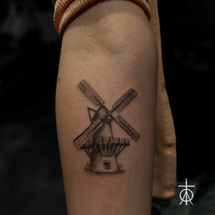 Micro realism tattoo #89946 | Tattoo Artist Claudia Fedorovici