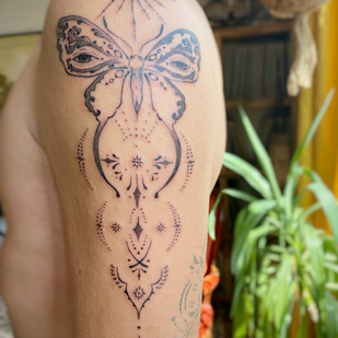 Male Black and Grey Ornamental tattoo on Shoulder #85743 | Tattoo Artist May