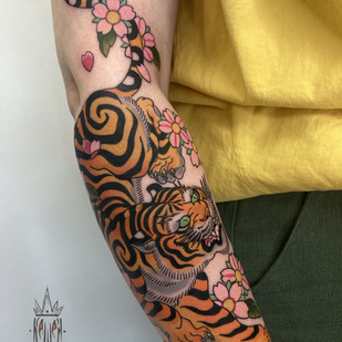 Female Color Japanese tattoo on Forearm #87376 | Tattoo Artist Vitaliy Kanaschenkov