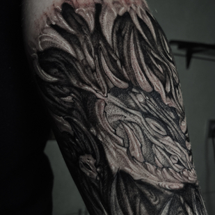 Male Black Bio-organic tattoo on Forearm #85784 | Tattoo Artist Yuliy Monro